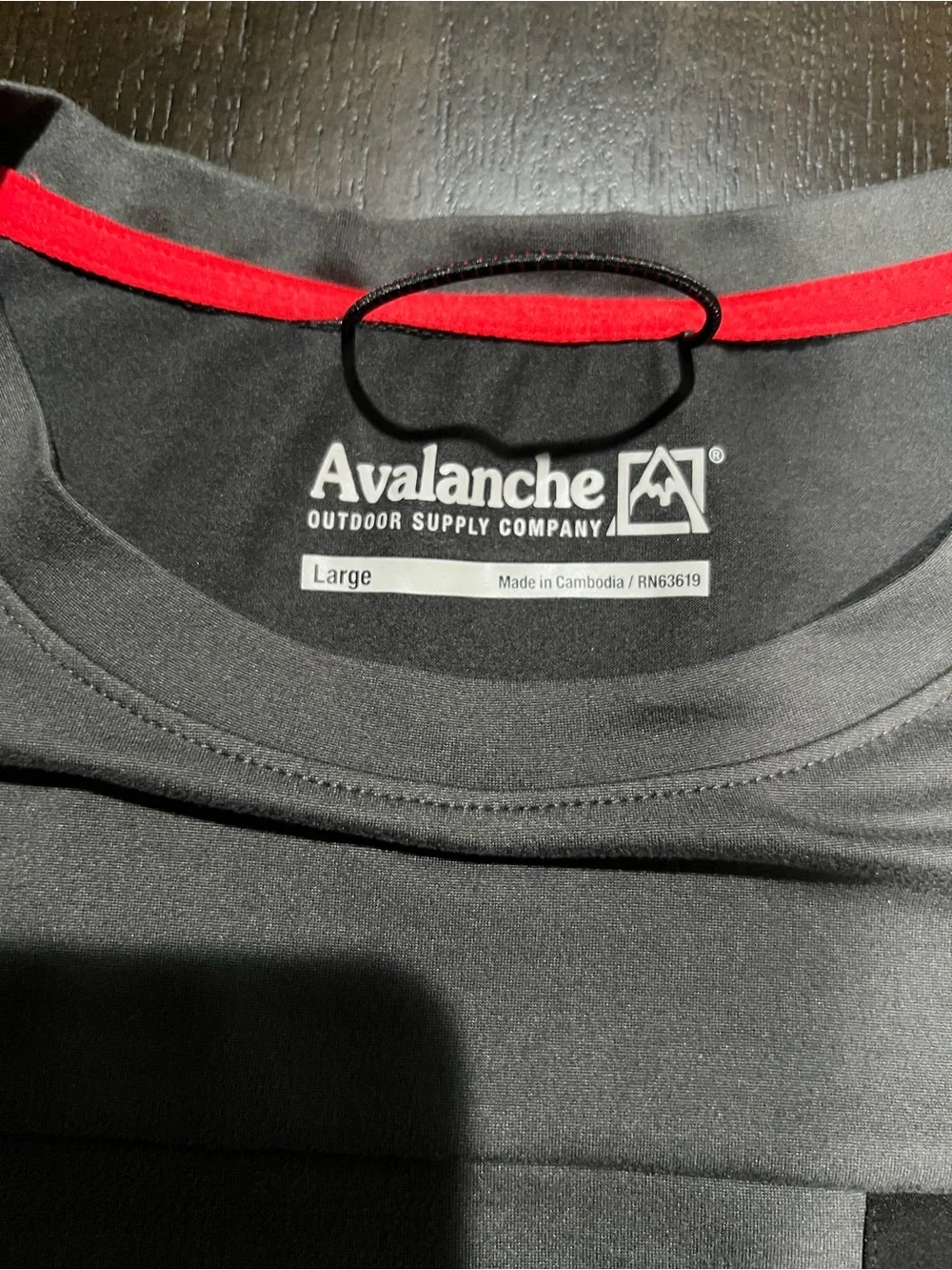 Avalanche Men's L Short Sleeve Crew Neck Activewear T-Shirt Gray Zip Pocket